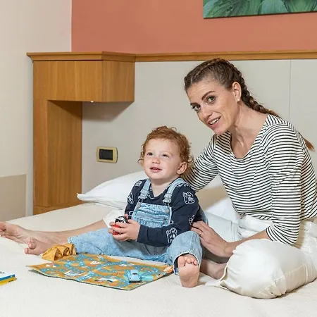 Relais Concorde Apart Otel 4*